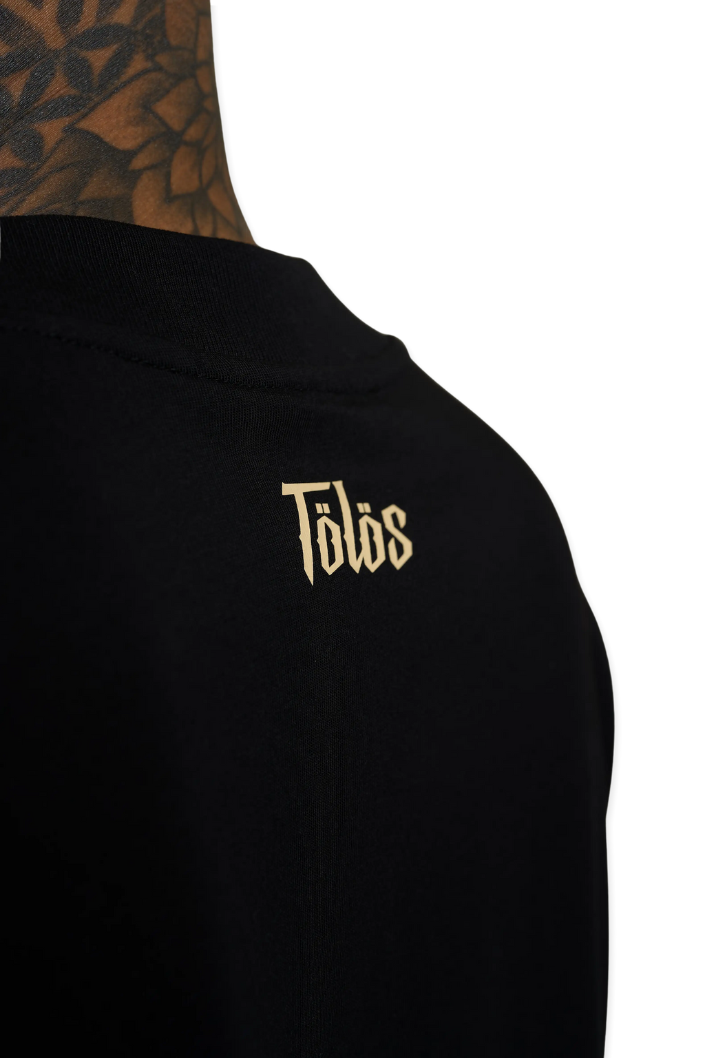 “Onde as dan, lévanas” — TÖLÖS